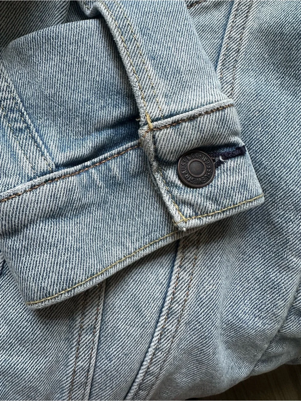 Levi's Light Blue Washed Denim Trucker Jacket